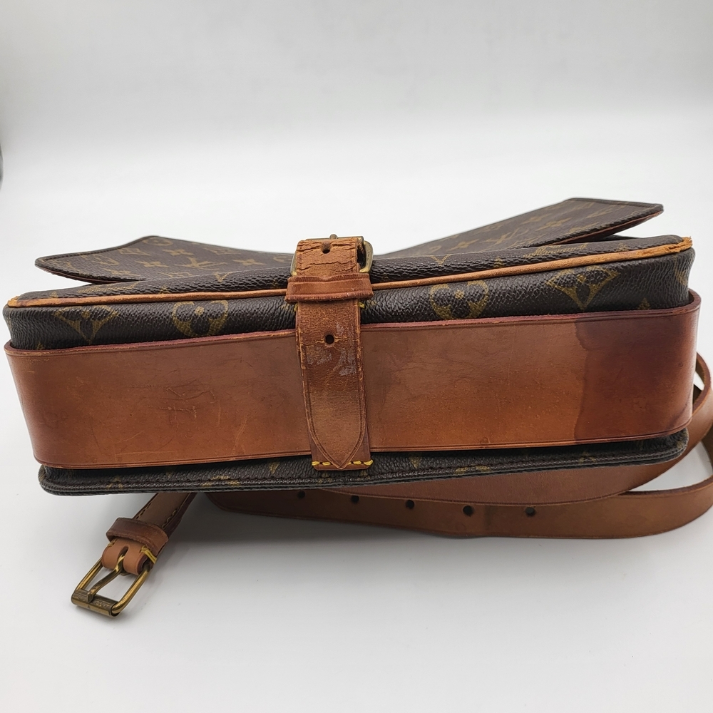 Louis VuittonMonogram Cartouchiere GM Cross Body Bag..Authentic w/COA. - Picture 8 of 16
